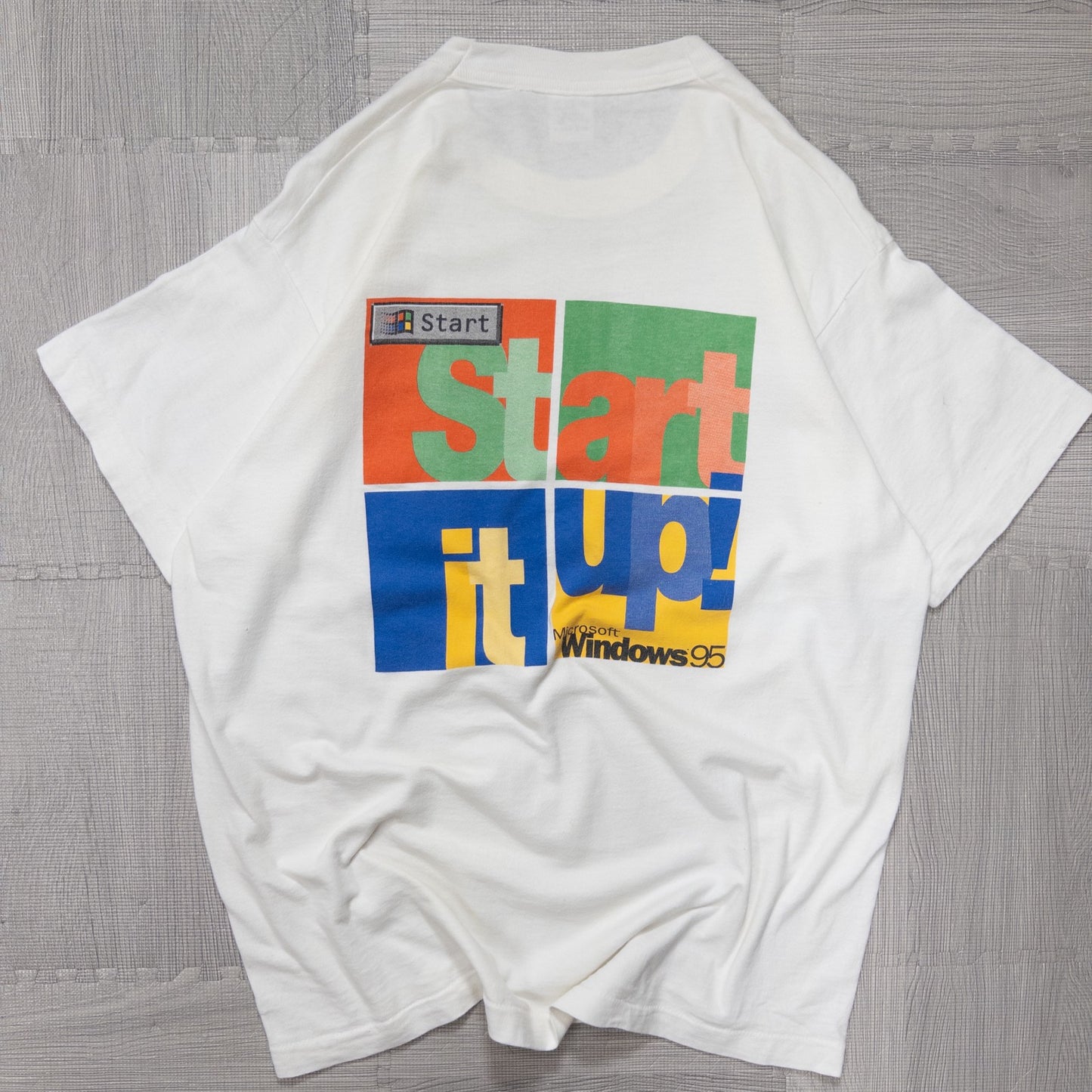 90s Microsoft ”Windows Start it up!” XL