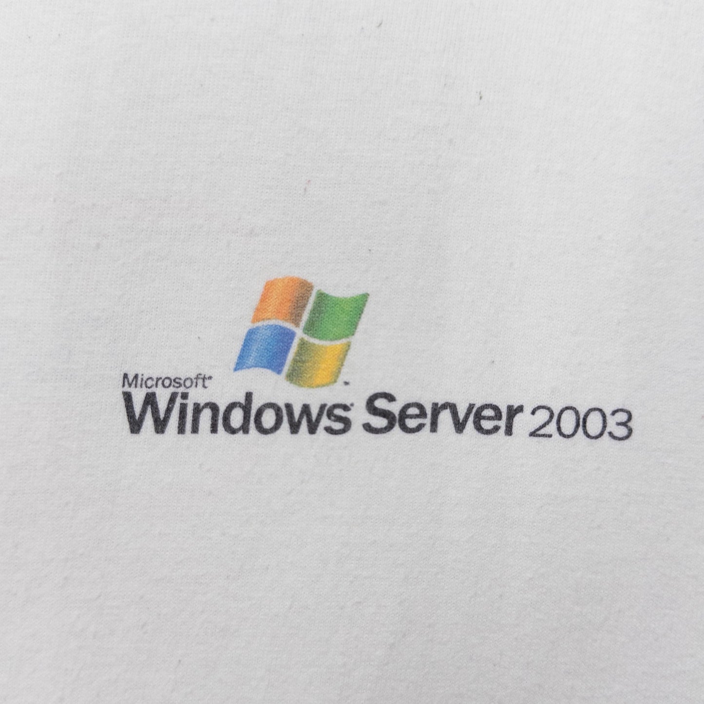 00s Microsoft ”Windows Server 2003” XL